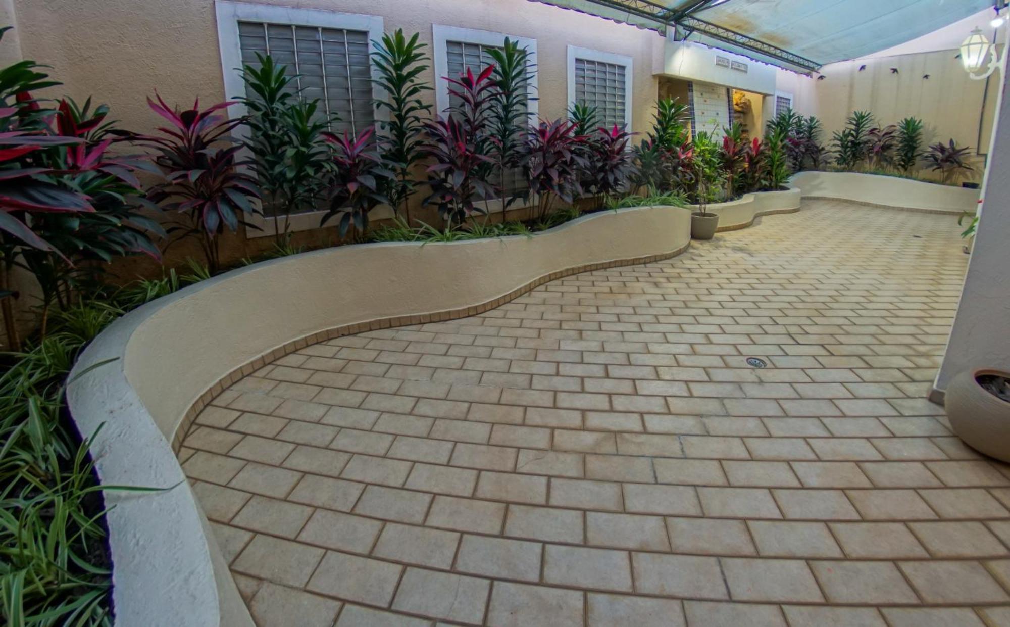 Hotel Euro Suite Campinas By Nacional Inn - Proximo Ao Cambui Bagian luar foto